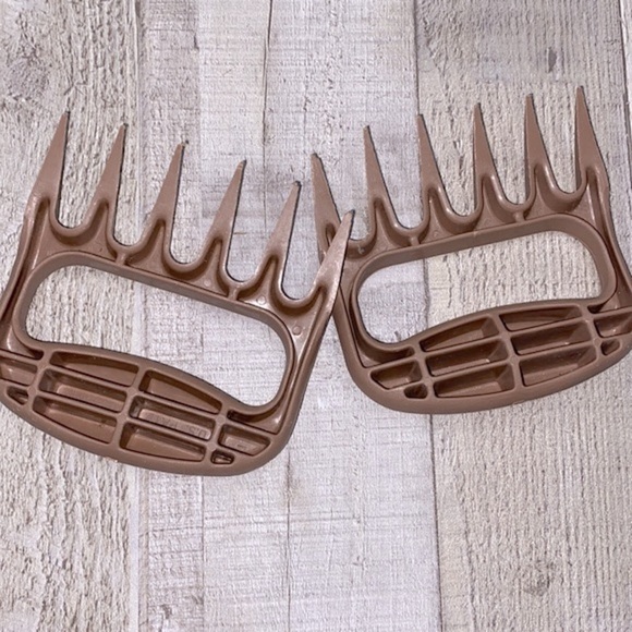 Set of plastic bear paw meat claws - Picture 2 of 3